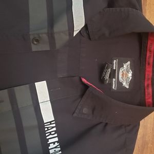 Harley-Davidson shirt